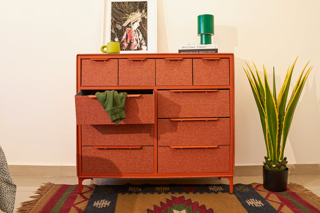 How to Store a Large Wardrobe in a Small Dresser Without Losing Your Mind