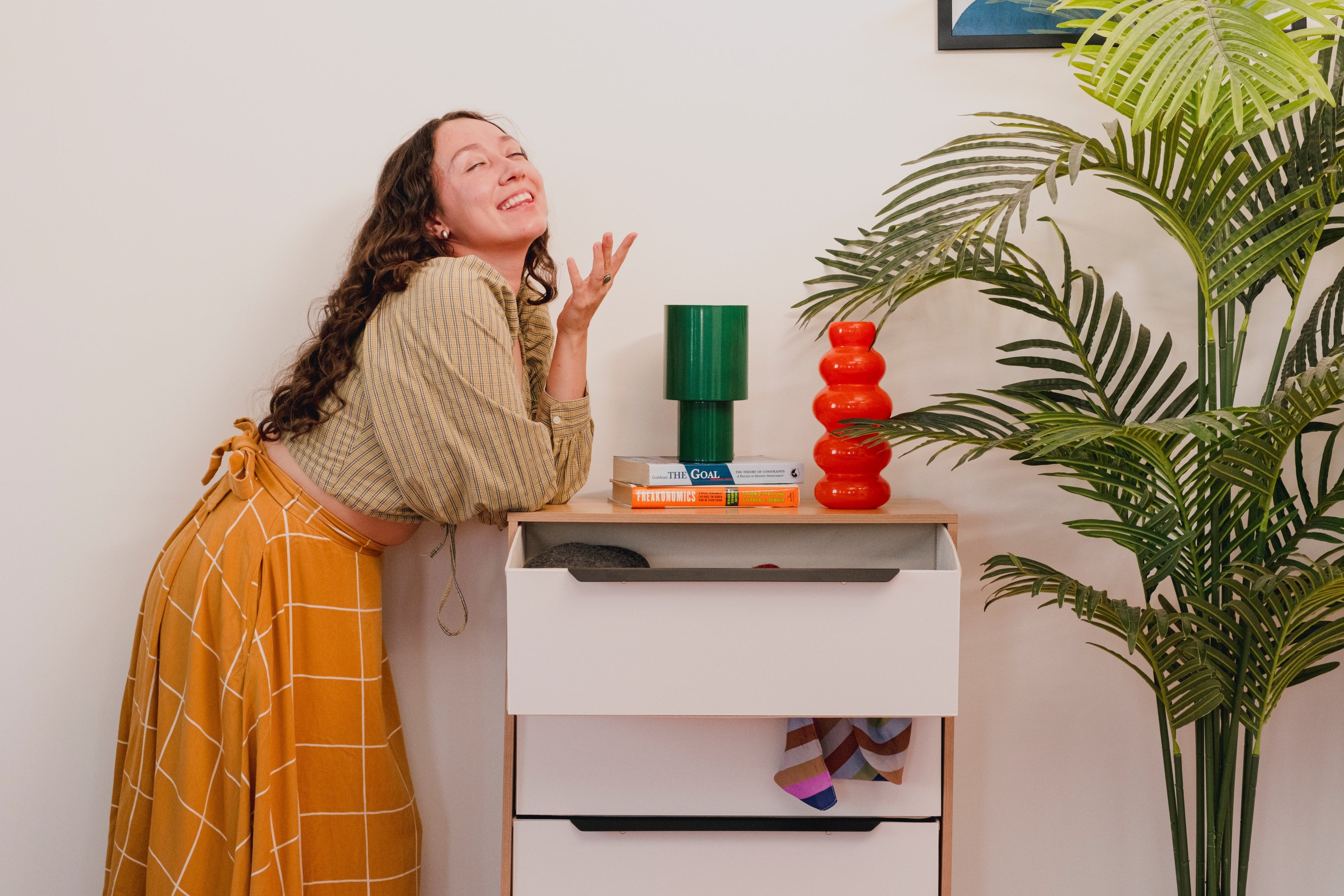 fabric dresser