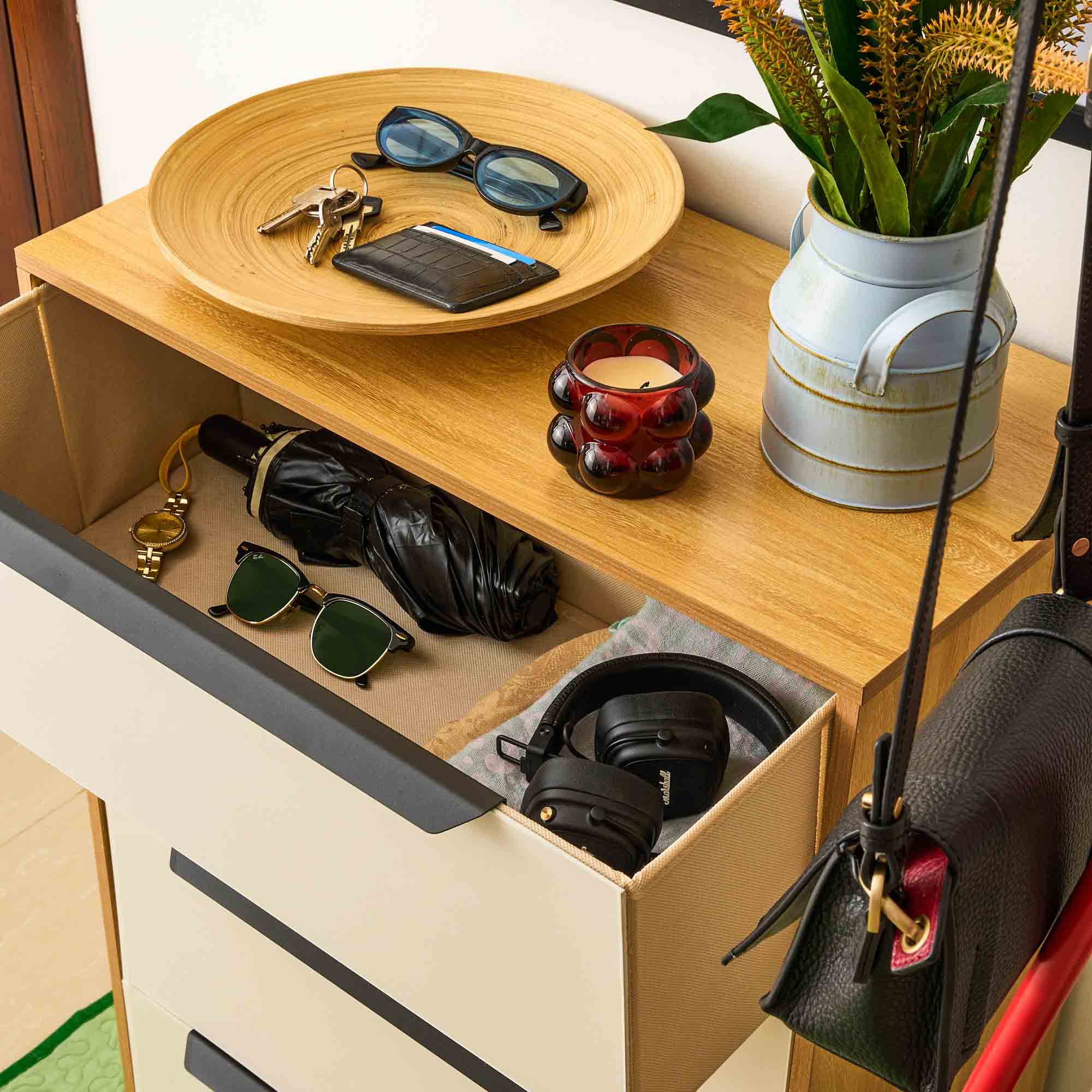 Entryway Drawer Storage: What to Keep by the Door