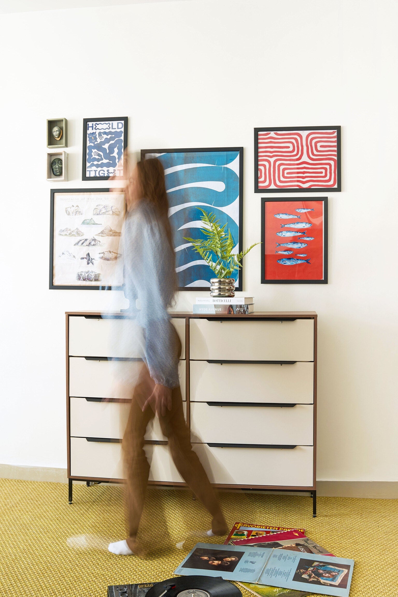 How to Declutter Your Wardrobe in an Afternoon (and Keep It That Way)